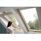 Stoglangis VELUX GZL1051 B (78x140) rankena apačioje, stiklo plotas 0,72m2 Stoglangis VELUX GZL1051 B (78x140) rankena apačioje, stiklo plotas 0,72m2
